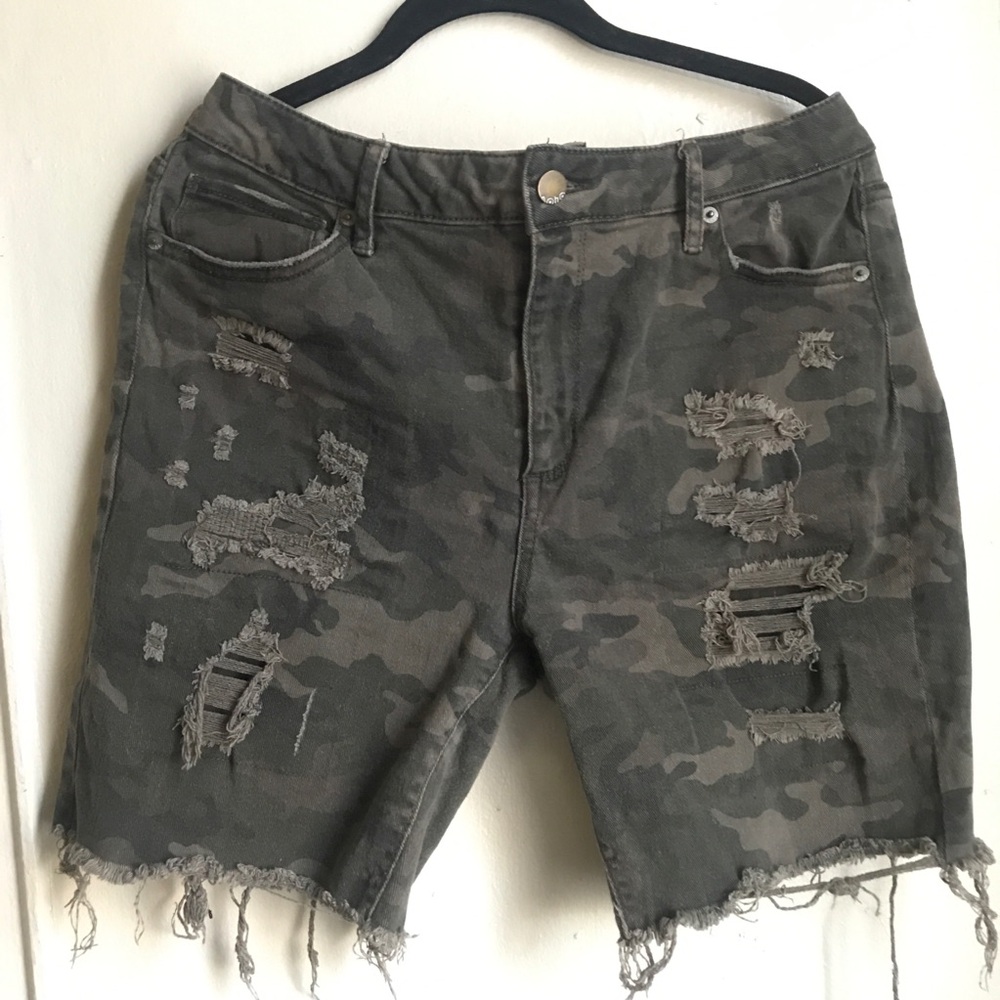 NOBO Cargo Shorts Midrise Camo for Men Size